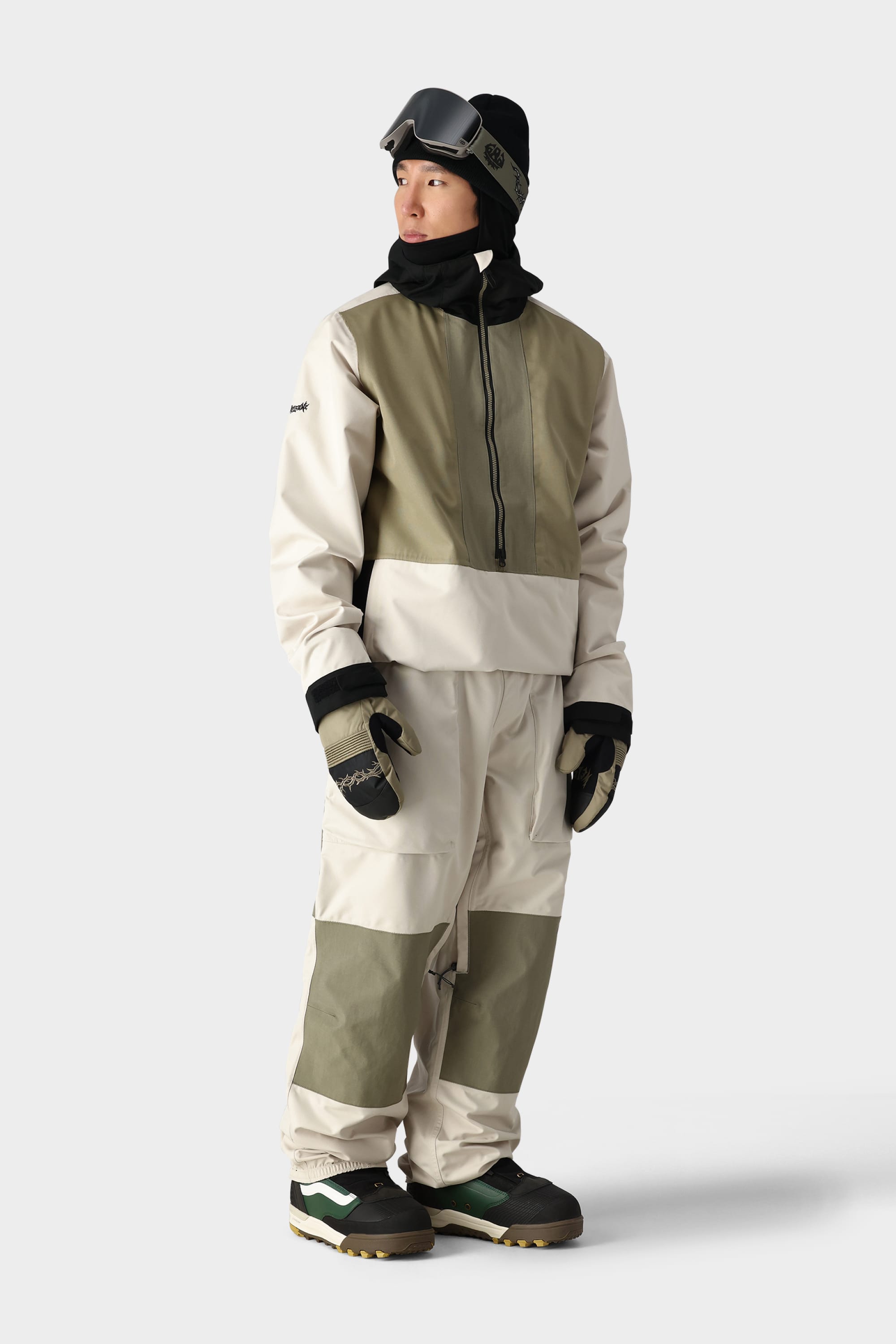 686 Men's Ghost 2.5L Anorak Jacket - 2025 – Focus Boardshop