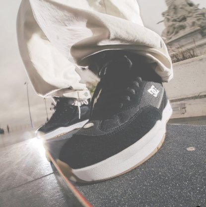 DC JS 2 Skate Shoes Black White Gum