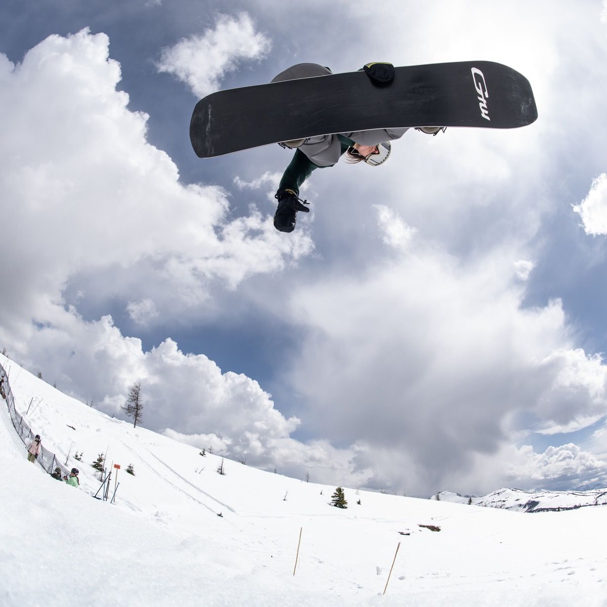 Pre Owned Gnu Gremlin Men's Snowboard 2026 152 – Focus Boardshop