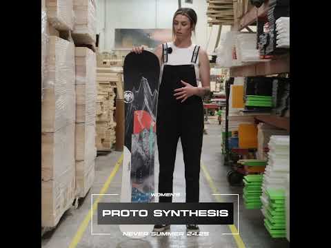 Never Summer Proto Synthesis Women's Snowboard 2025