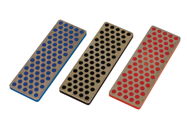 3 Stuks Gummy Rubber Schuursteen, Snowboard Gummy Steen Rand Slijp Rubber Blok Steen Zachte Harde Stenen Ski Tuning Apparatuur voor het Verwijderen van Roest en Bramen (Roze, Groen, Blauw 3 Stuks Gummy Rubber Schuursteen, Snowboard Gummy Steen Rand Slijp Rubber Blok Steen Zachte Harde Stenen Ski Tuning Apparatuur voor het Verwijderen van Roest en Bramen (Roze, Groen, Blauw